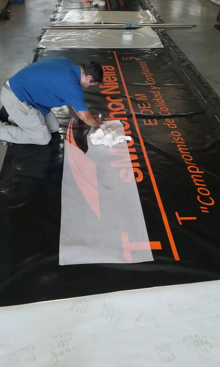 rotulación de lona de camión