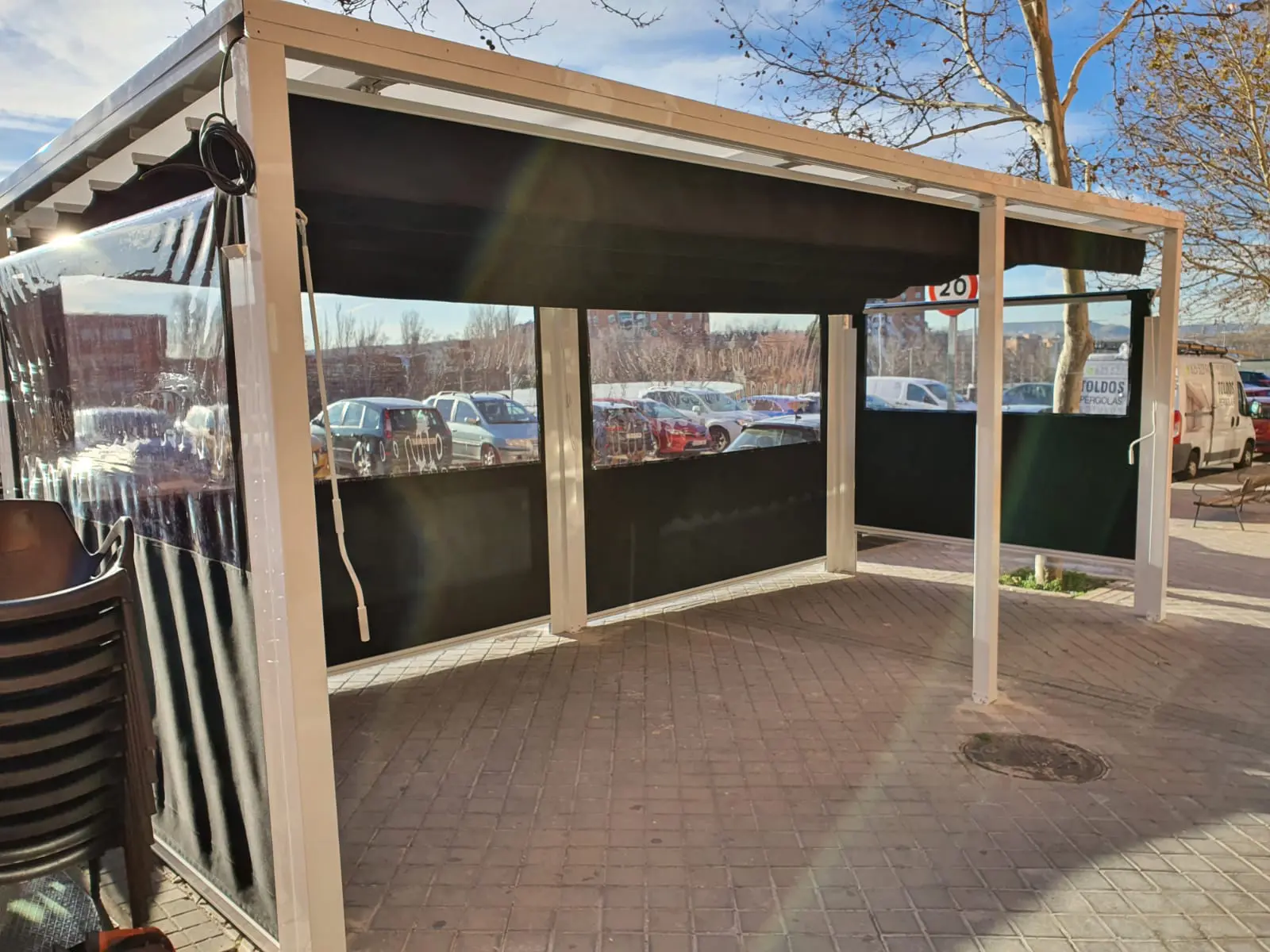 Toldos Cortavientos en Madrid - Venta e instalación de toldos cortavientos en Madrid