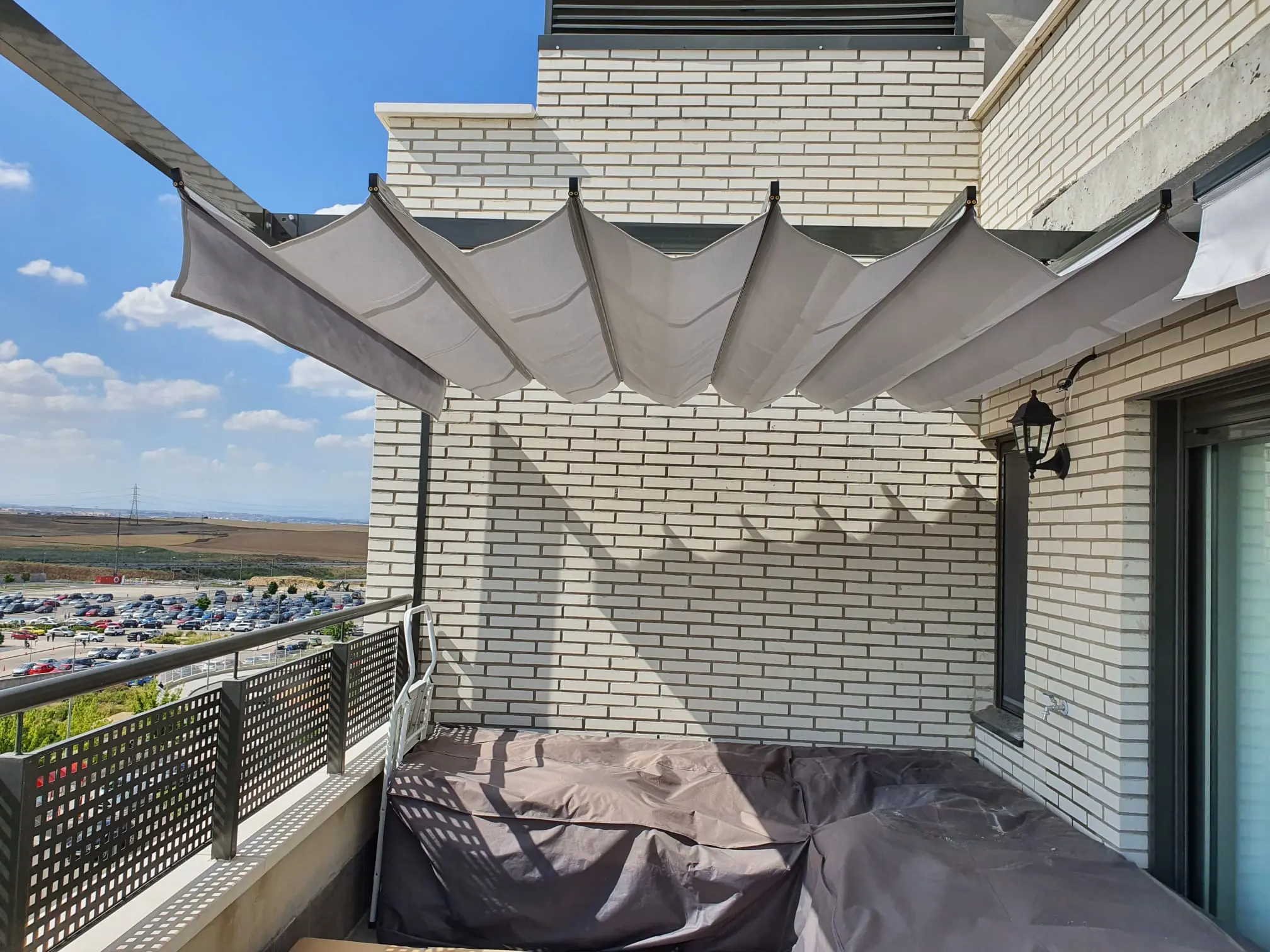 Toldos Pérgola 80x40 en Madrid - Venta e instalación de toldos
